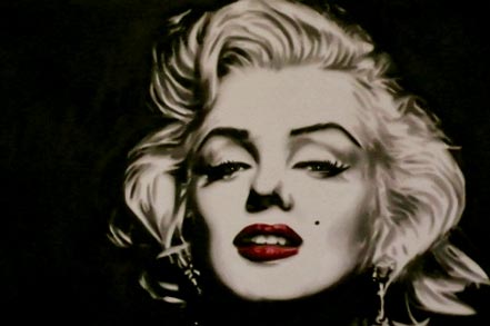 marco toro marilyn red lips ii